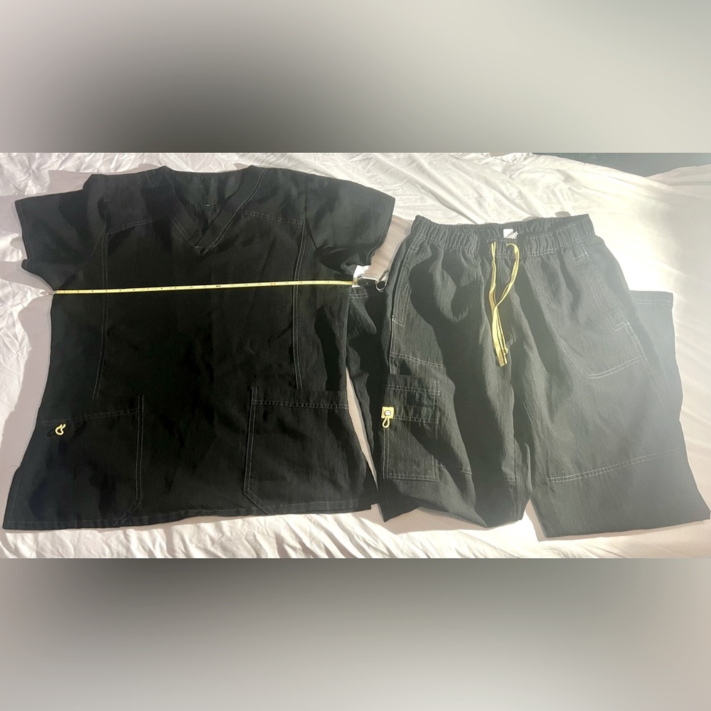 WonderWink Women's Black Scrub Top and Black Cargo Shorts with Yellow Drawstring